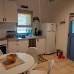 Marialena's * Метони