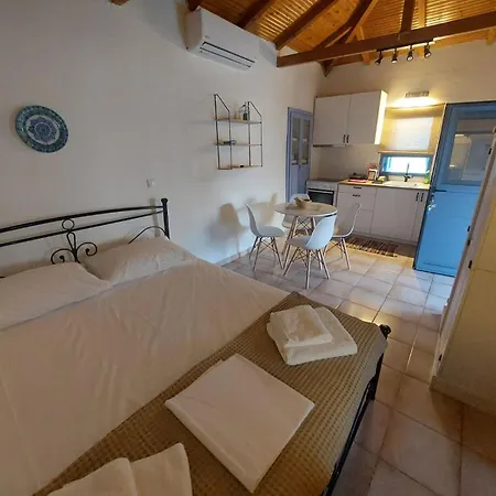 בית נופש Marialena's *