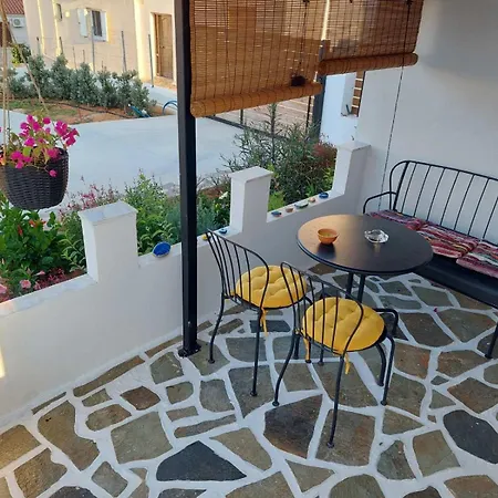 Marialena's מת'וני