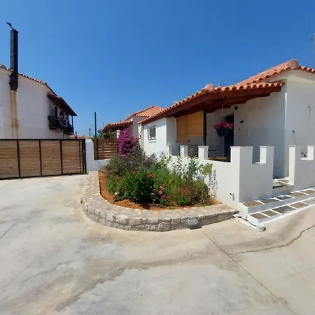 בית נופש Marialena's *