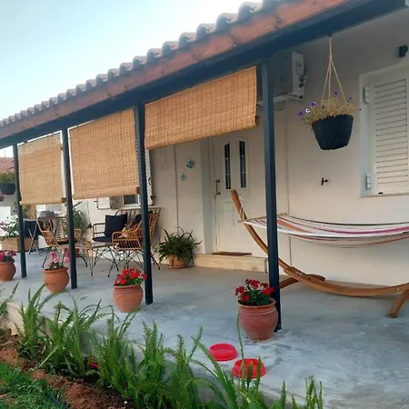 Holiday home Marialena's *