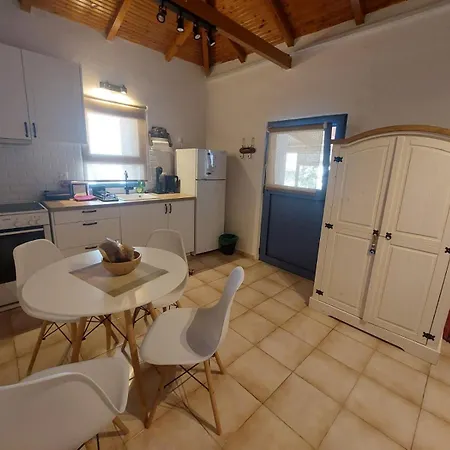 בית נופש Marialena's *